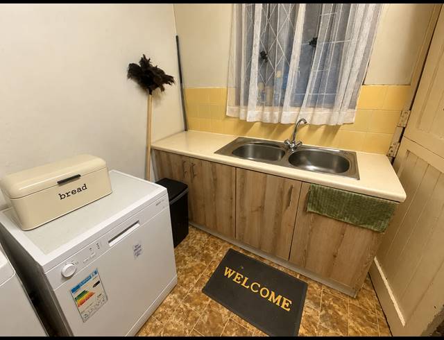 3 BEDROOM HOUSE FOR SALE IN THREE RIVERS